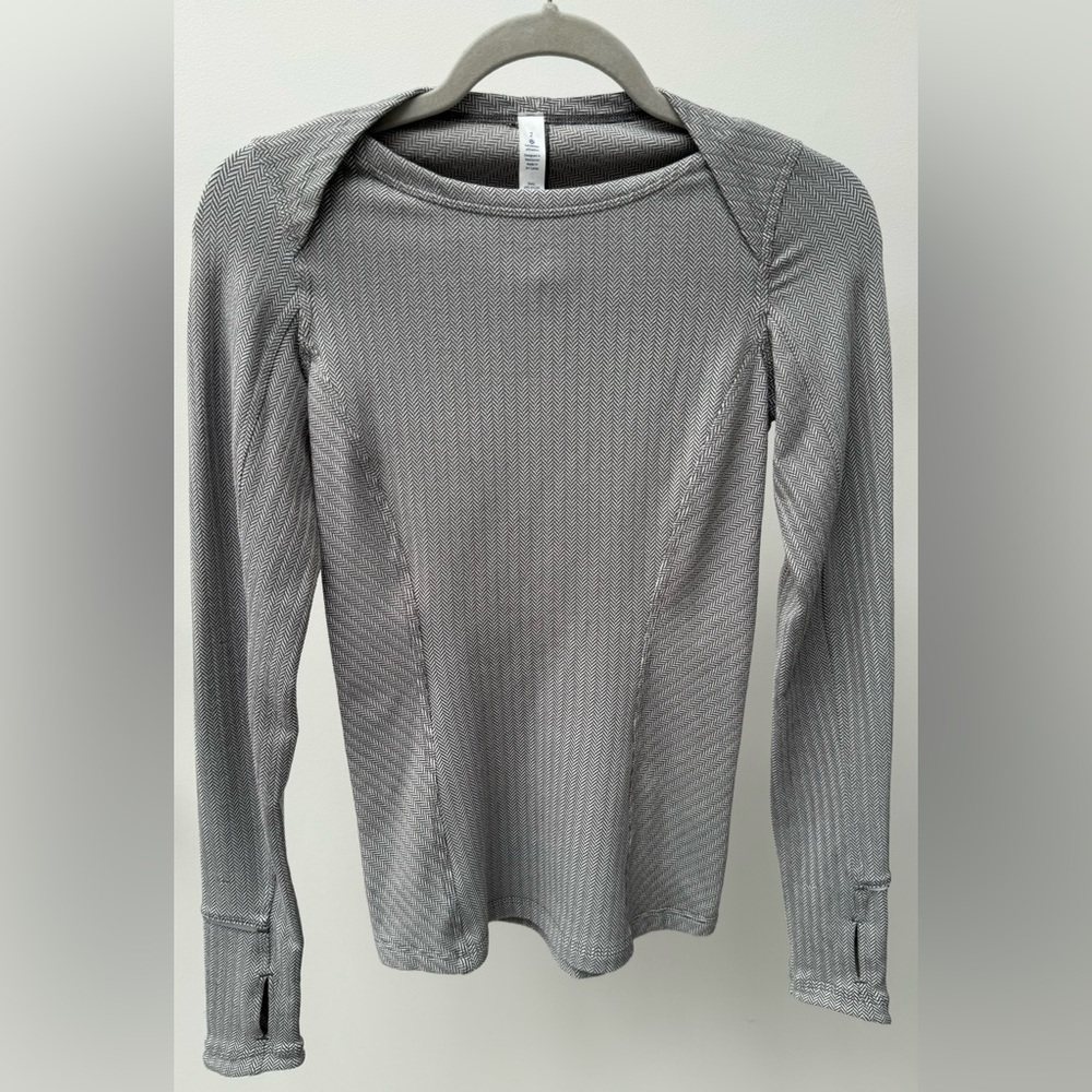 Lululemon Kanto Catch Me Long Sleeve in Heathered Herringbone, Size 2